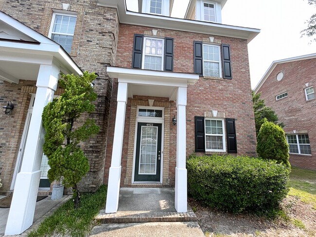 Exton Park Loop Townhome - Exton Park Loop Townhome