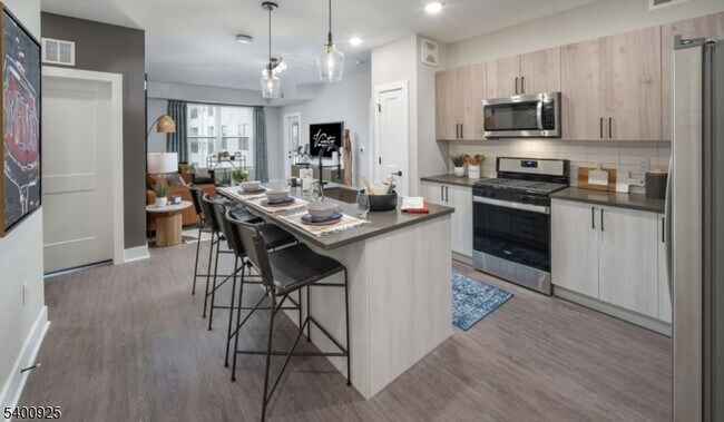 100 Union St Unit 507