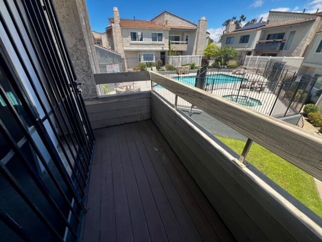 Photo - 1720 Melrose Ave Unit 37