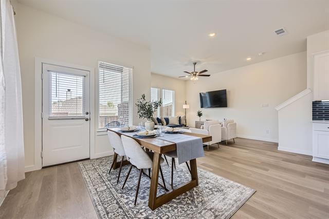 Photo - 201 Lily Pad Dr