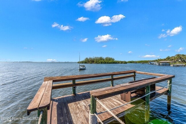 117 Caledonia Dr