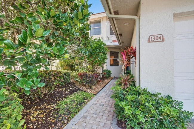 Building Photo - 2512 Coco Plum Blvd Unit 1304