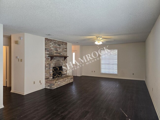 Photo - 2-Bedroom Waco ISD Duplex!