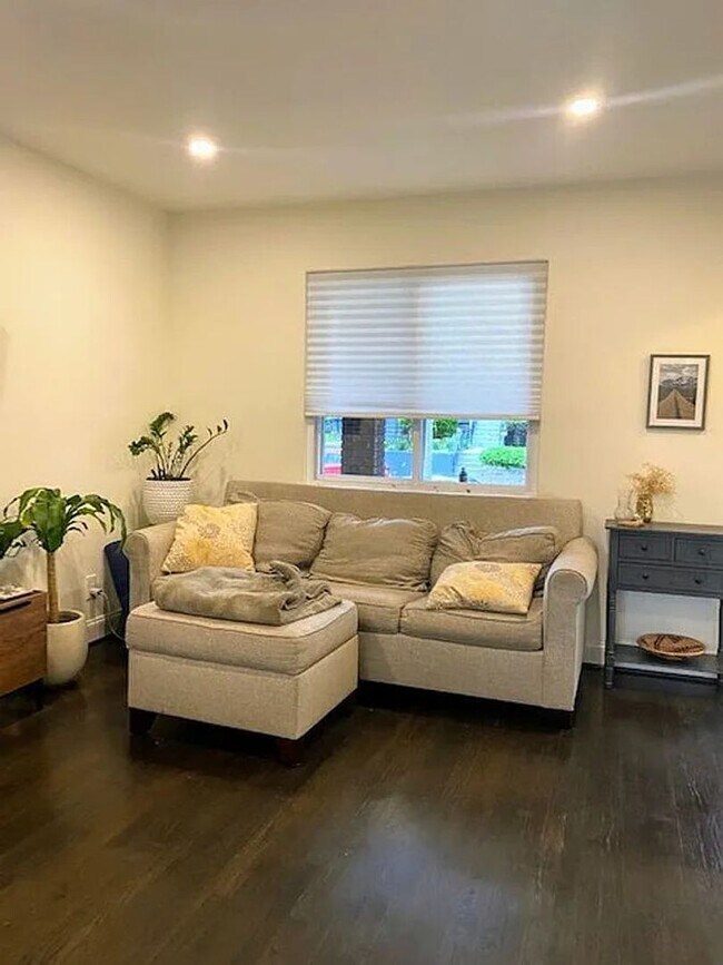 Photo - Brentwood Beauty