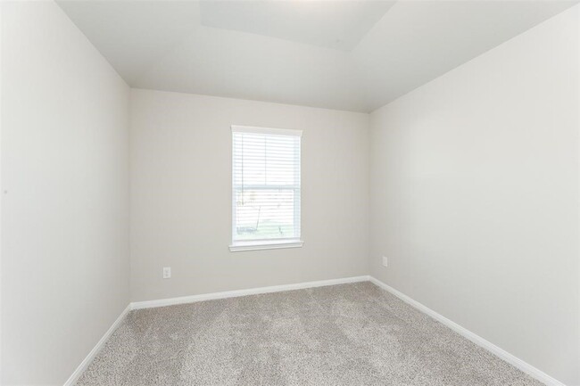 7214 Toluca Dr