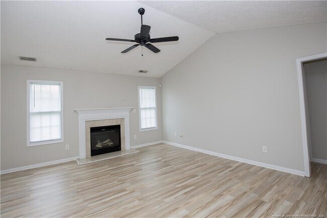 Photo - 196 Lochwood Dr