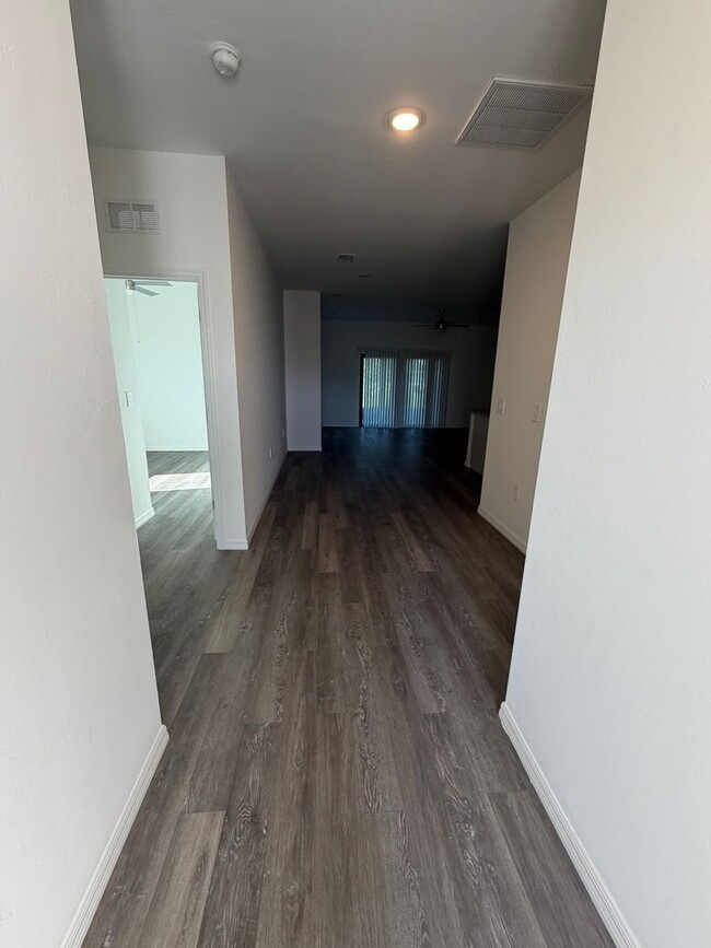 Photo - 720 SE 8th Terrace
