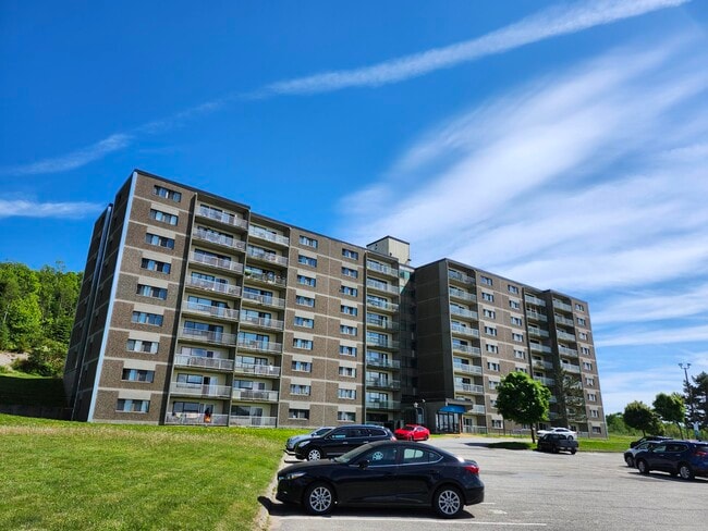 Building Photo - 155 Mystery Lake Dr Unit 511