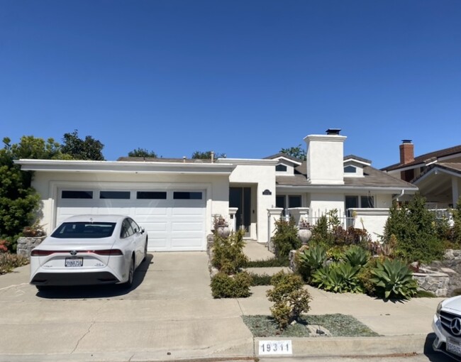 Photo - 19311 Sierra Inez Rd House