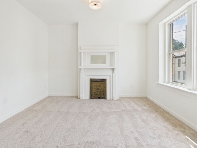 Photo - 204 Wellford St Unidad Apartment D