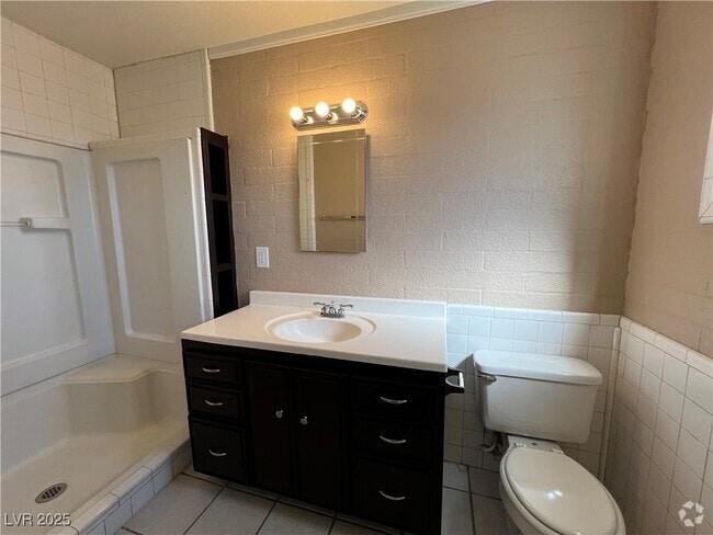 Building Photo - 1128 Greenway Dr Rental