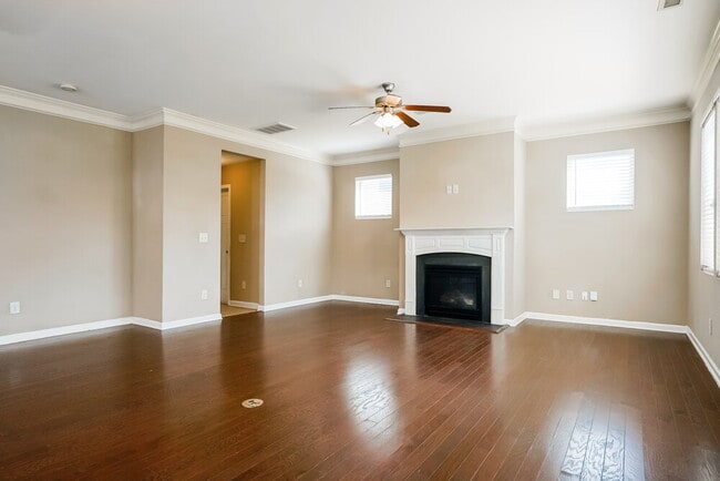 Photo - 22 Stonemoor Cir