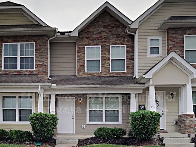Building Photo - 253 Cobblestone Place Dr Rental
