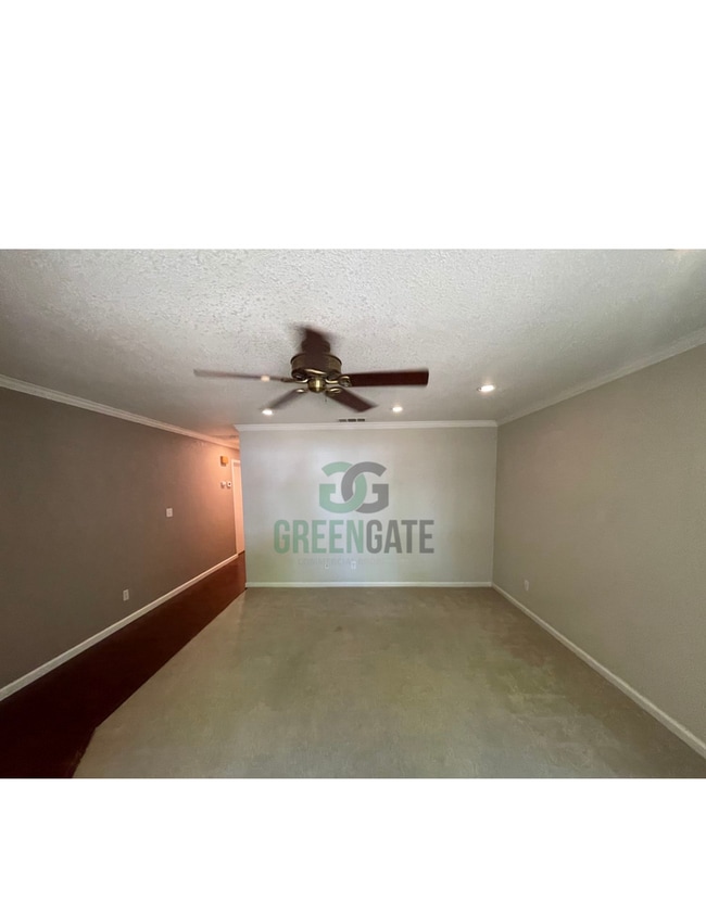 533 Arrowhead Ct