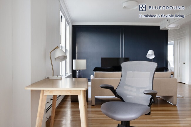 Photo - 1284 Beacon St Unidad FL6-ID899