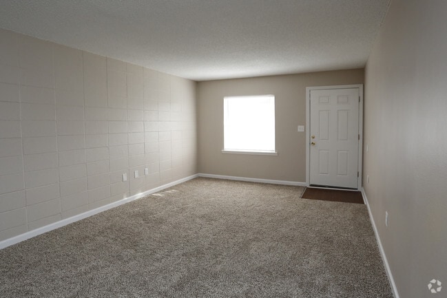 1BR,1BA