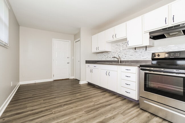 Photo - 10038 Windswept Ln