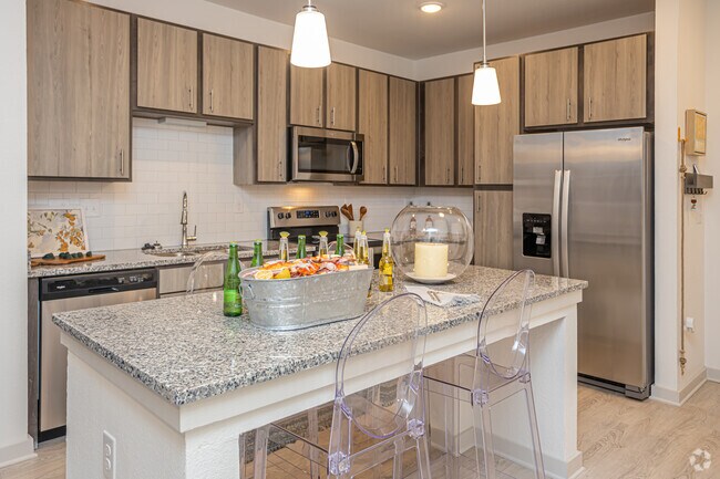 1BR, 1BA - 816SF