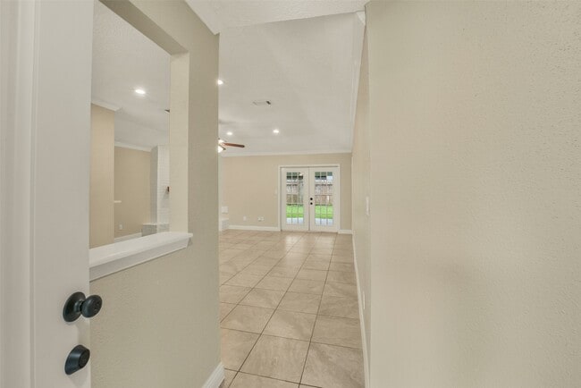 Photo - 21211 Park Mt Dr