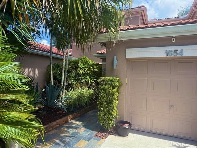 Photo - 1654 SW 109th Terrace