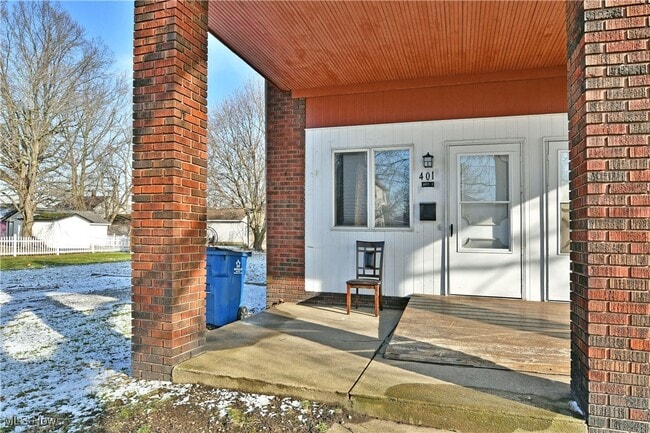 Photo - 401 Williams St SE Unit Apt 1