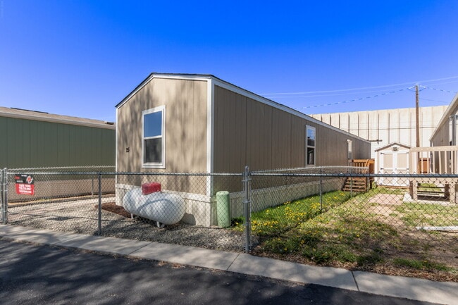 Photo - 2 bedroom - 4th st Unit Lot 25