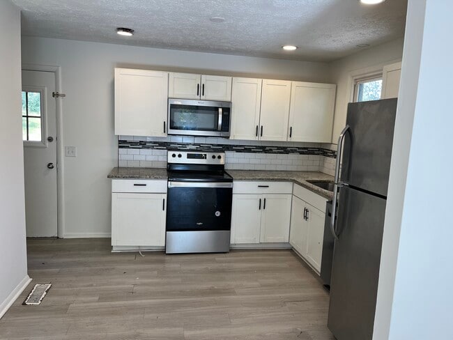 Photo - 164 Brenda Ct