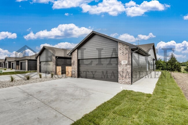 Photo - 4942 N Vassar Ave