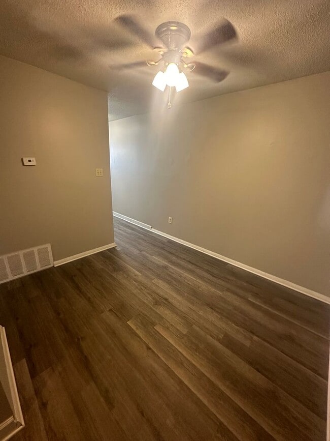 Chateau Apartments