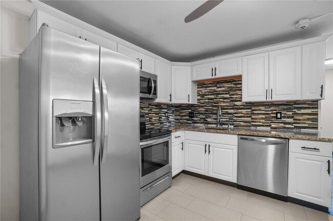 Photo - 2160 Mineral Spring Ave Unit 3-10