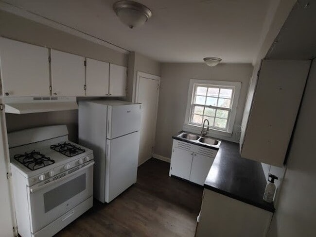 Photo - 2 bed/1 bath