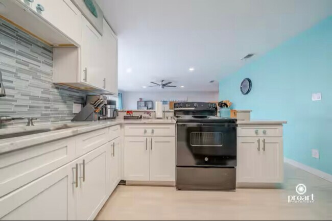 4000 Gulf Terrace Dr