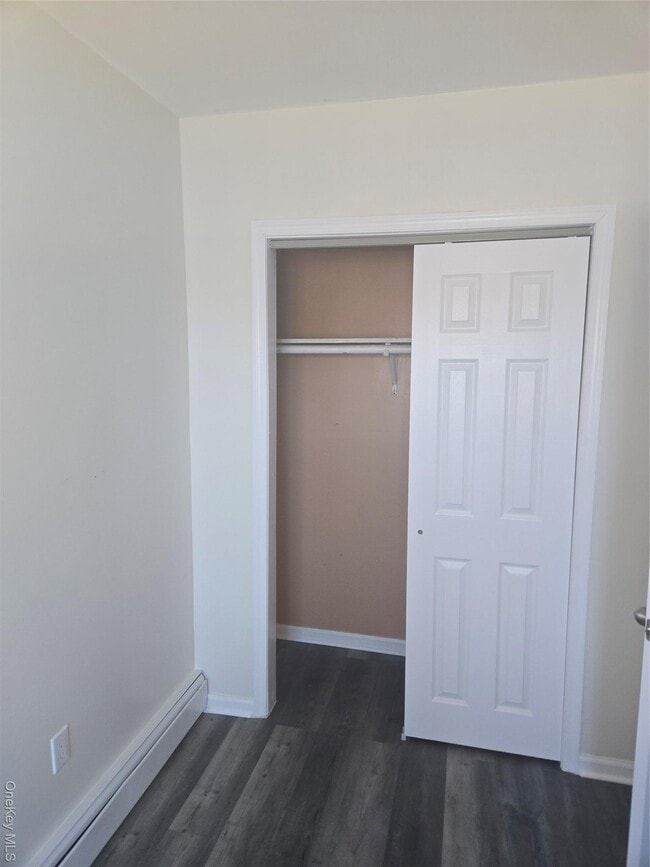 Photo - 404 E 54th St Unidad 3