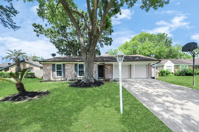 Photo - 10602 Raydell Dr