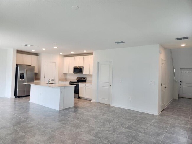 Photo - 1622 Reservoir Pl