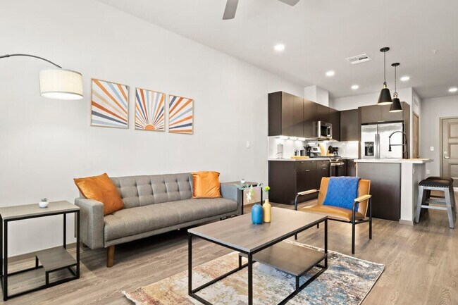 7200 N 91st Ave Unit SI ID1014541P