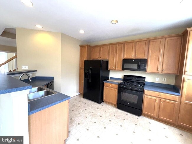 Building Photo - 1117 Keokuk Terrace NE