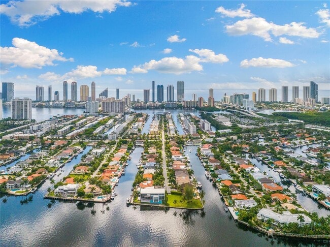 Photo - 3344 NE 167th St