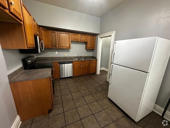 Building Photo - 1018 Olive St Unit 1018 Olive St. Rental