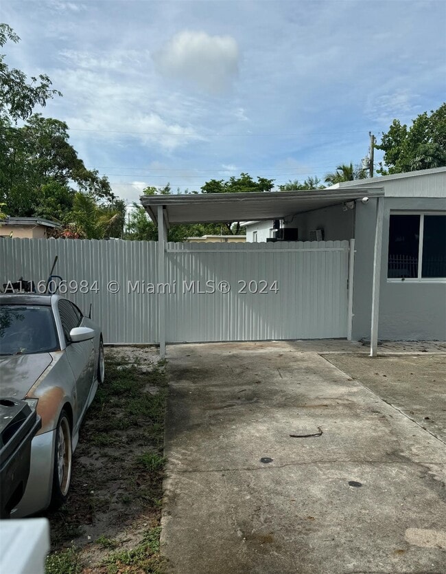 Photo - 110 NW 120th St