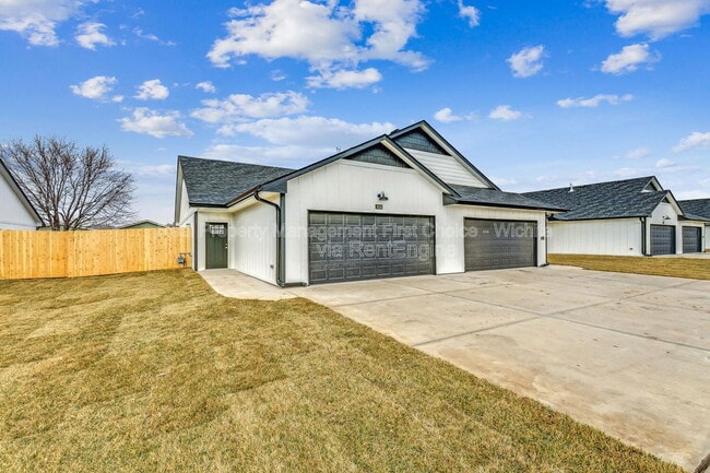 Photo - 3521 W 45th St S