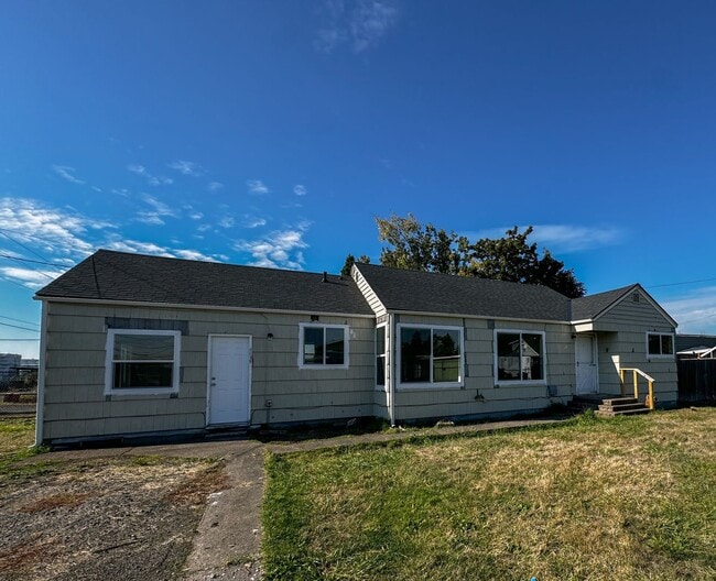 Photo - Newer Remodeled 2 Bed, 1.5 Bath – Private & Tucked Away Gem