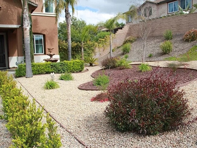 Photo - 9380 Dauchy Ave