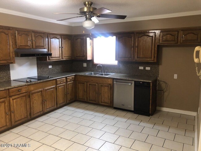 Photo - 2809 S Curtis Dr