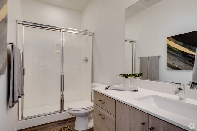 2BR, 2BA - 1,091 SF