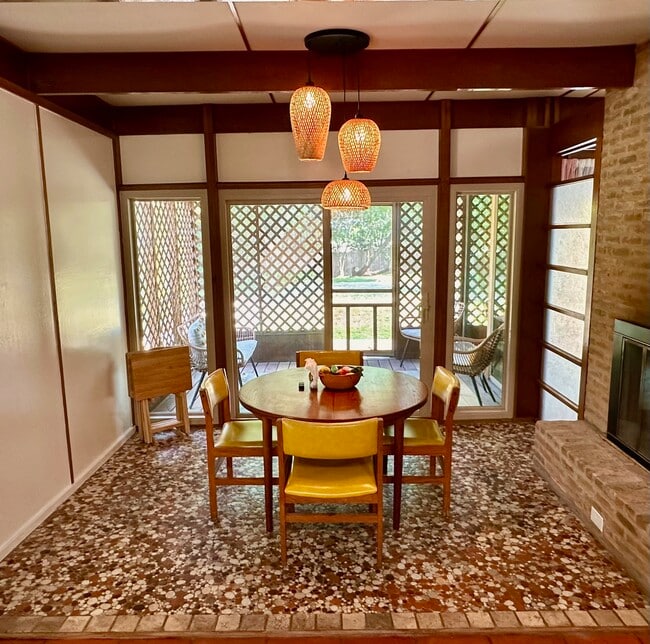 Photo - 506 E Hathaway Dr