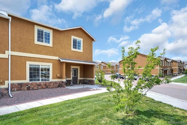 Photo - 7543 Red Fir Pt