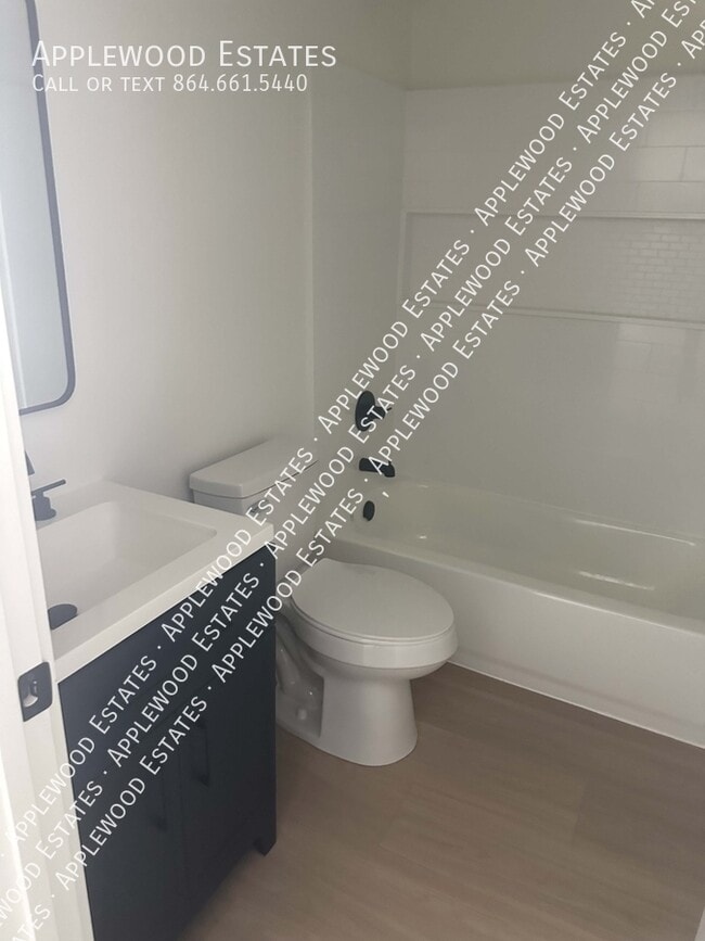 Photo - 36 Saxon Heights