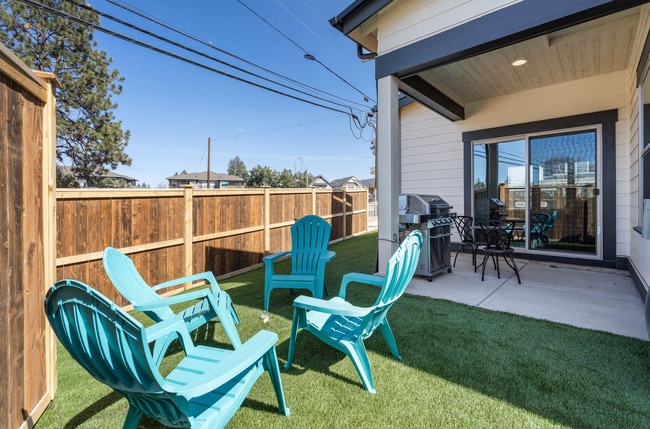 Photo - 61579 SE Lucia St