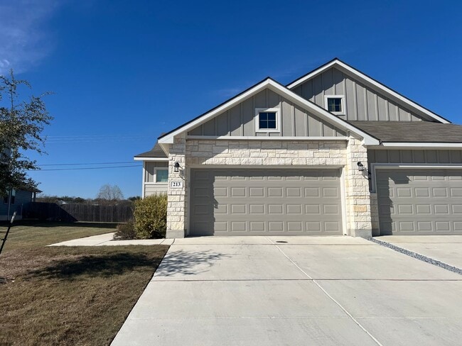 Photo - 213 Joseph Cir